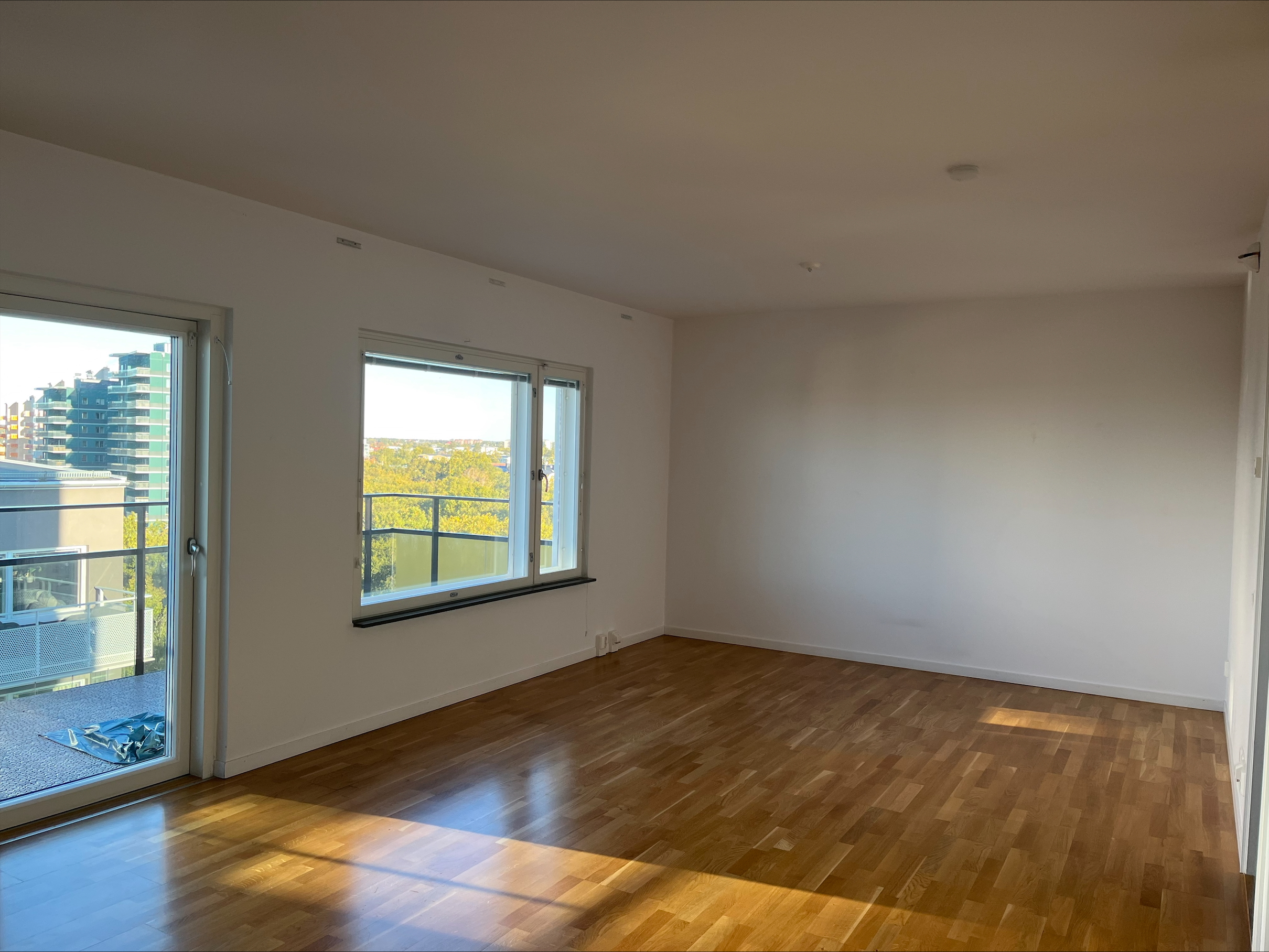 Genuagatan 7, Västerås