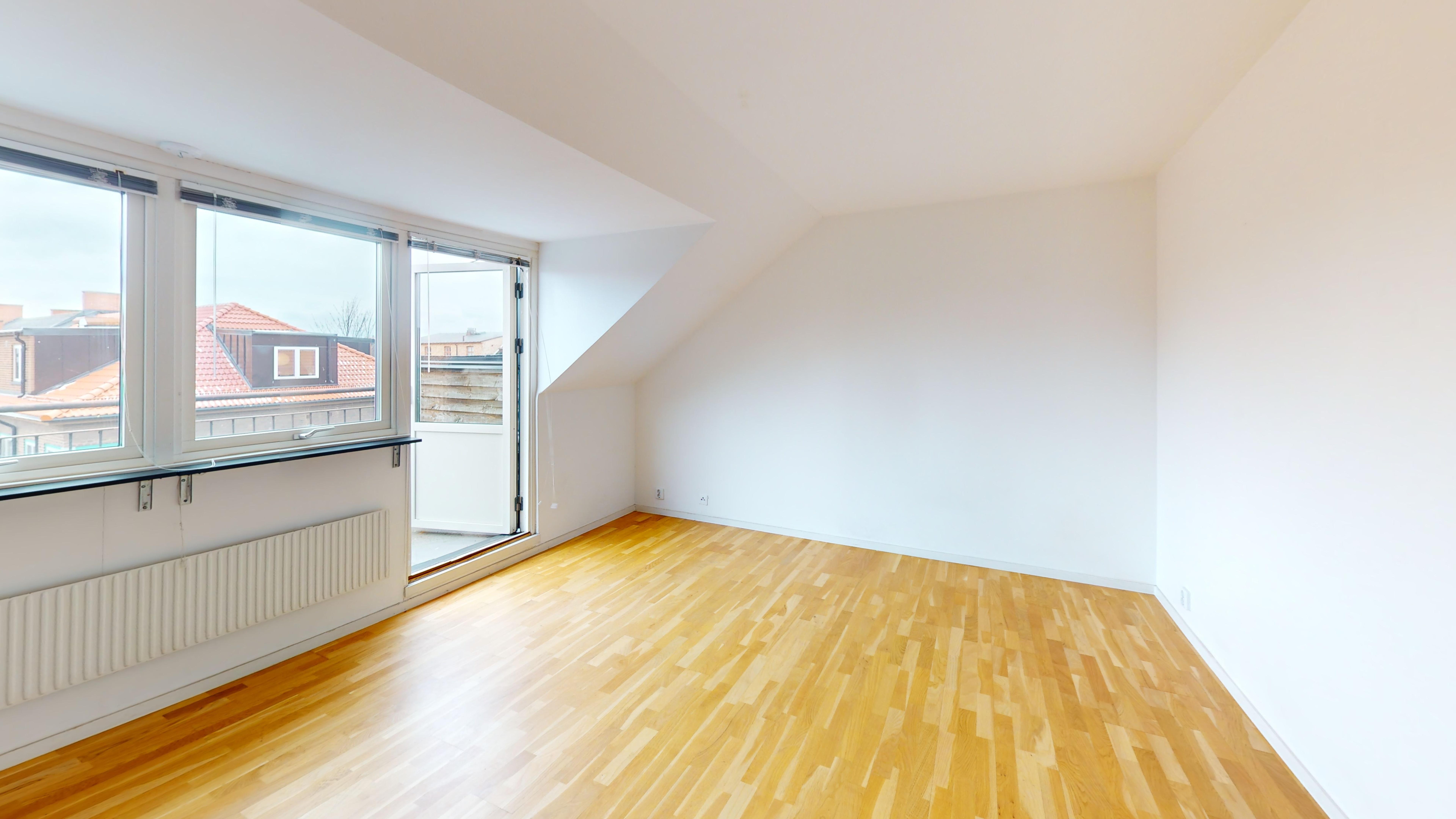 Övre Nytorgsgatan 83