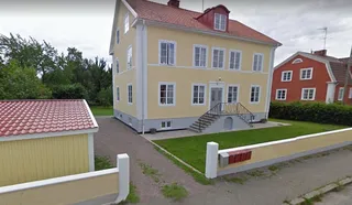 Västra Grevilligatan 10