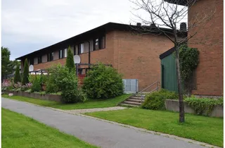 Fjäderharvsgatan 32