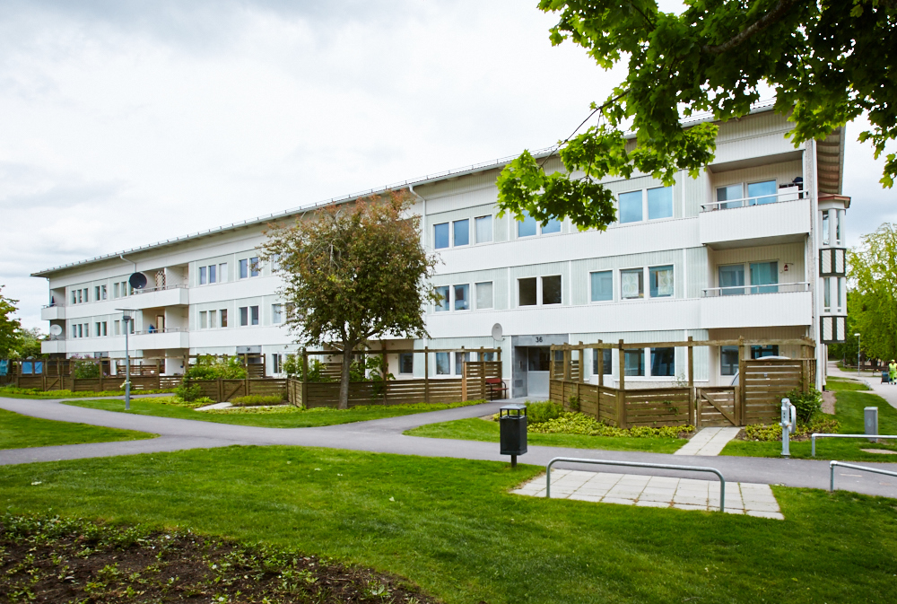 Lövsångargatan 36, Västerås