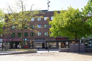 Stora Torg 8