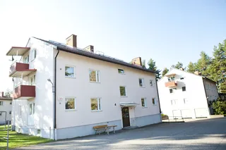 Halvarsbacken 4