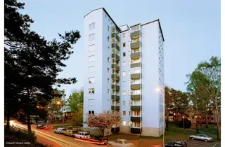 Kvartsekelsgatan 1