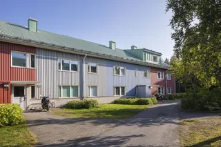 Domherregränd 16