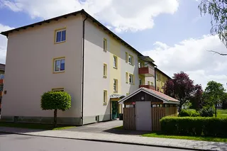 Bäckavägen 8