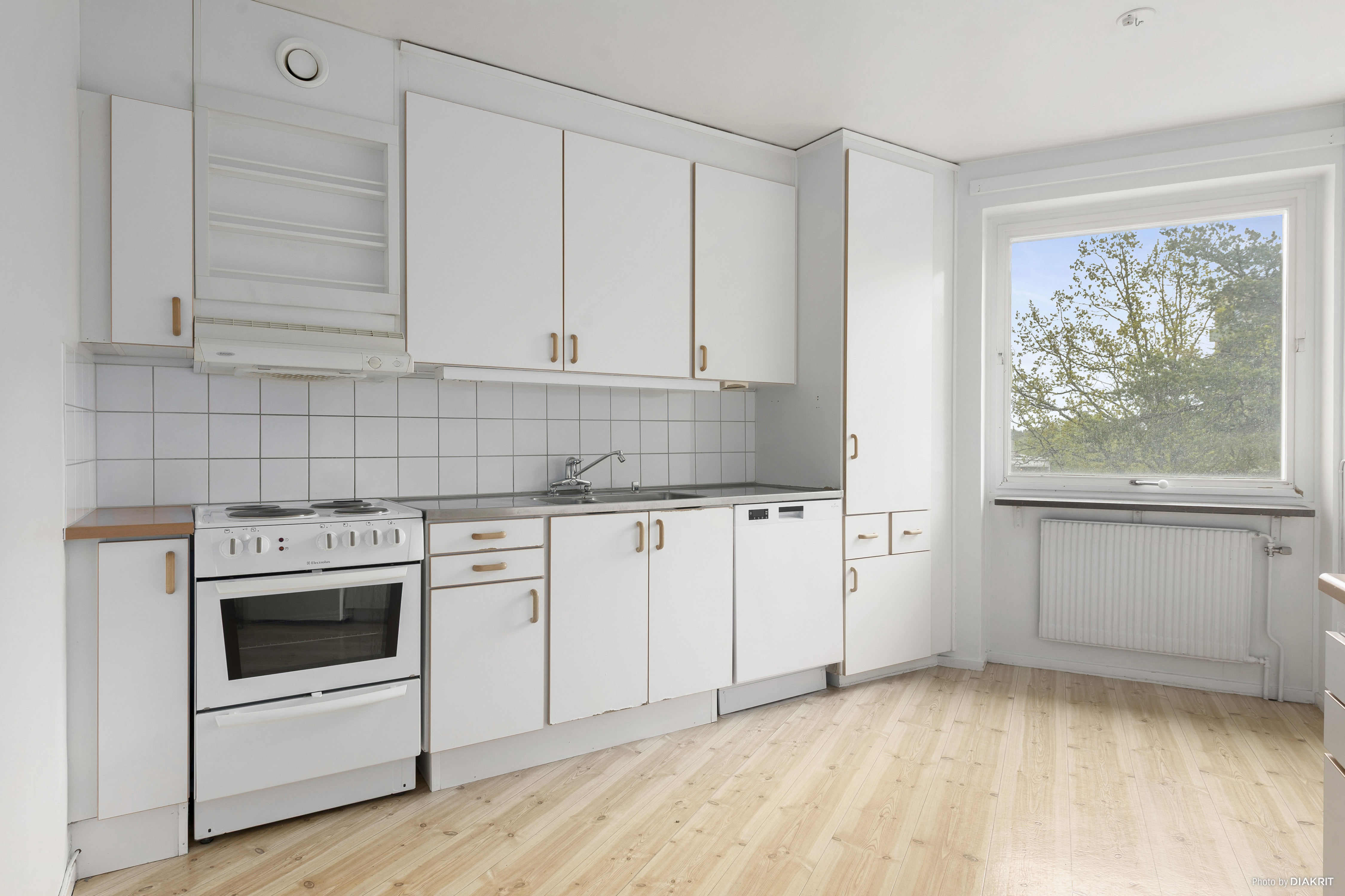 Vitmåragatan 2, Västerås