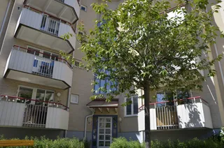 Västra Holmgatan 2