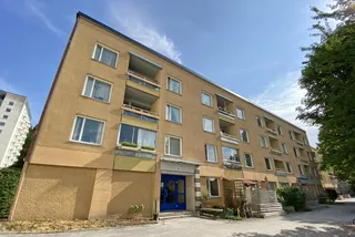 Nedergårdsvägen 8