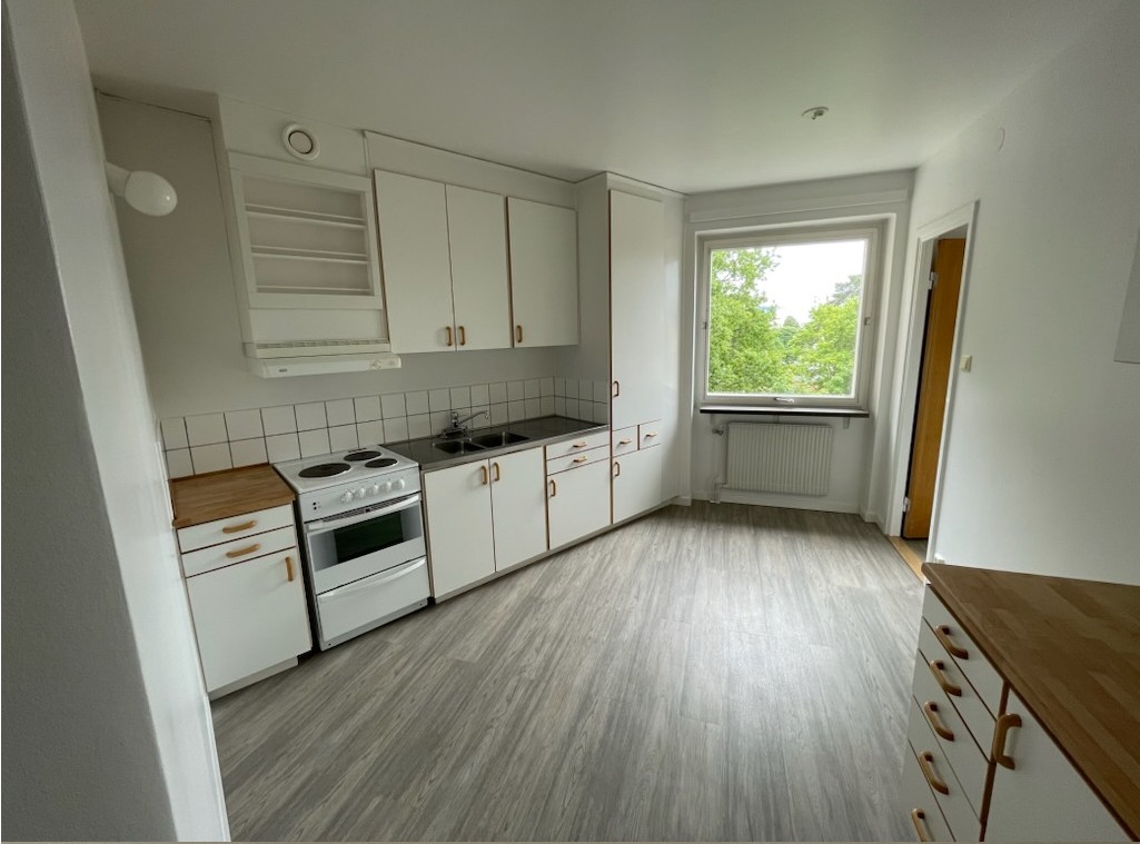 Vitmåragatan 4, Västerås