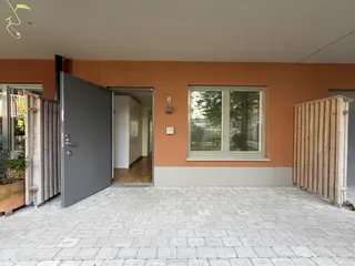 Höskullegränd 8