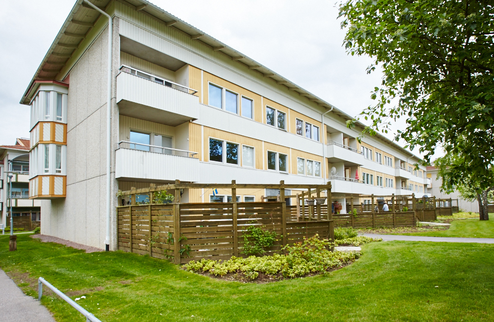 Lövsångargatan 4, Västerås