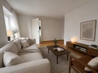 Bredgatan 24