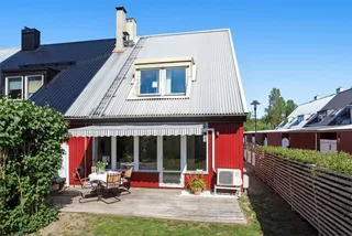 Högbackavägen 13