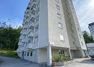 Övergårdsvägen 1