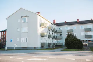 Tians väg 10 B