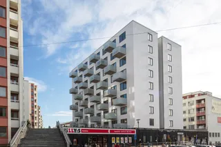 Amiralitetsgatan 8