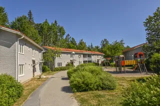 Bergalidsgången 18