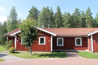 Våmhusvägen 76