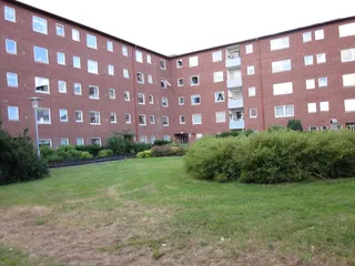 Safirgatan 12