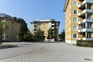Västra Esplanaden 27