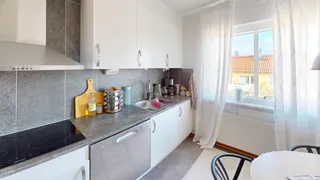 Bjäregatan 11
