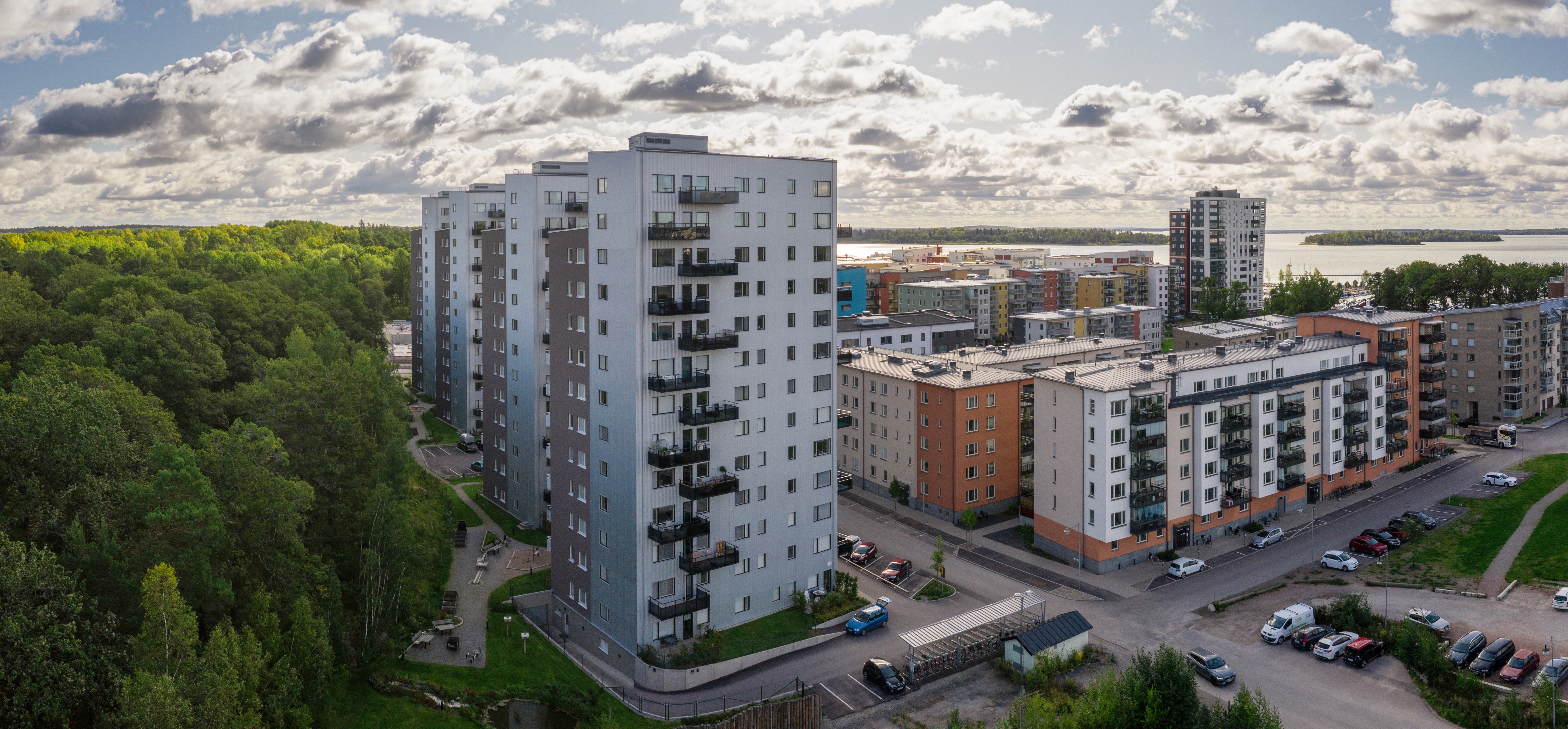 Genuagatan 7, Västerås
